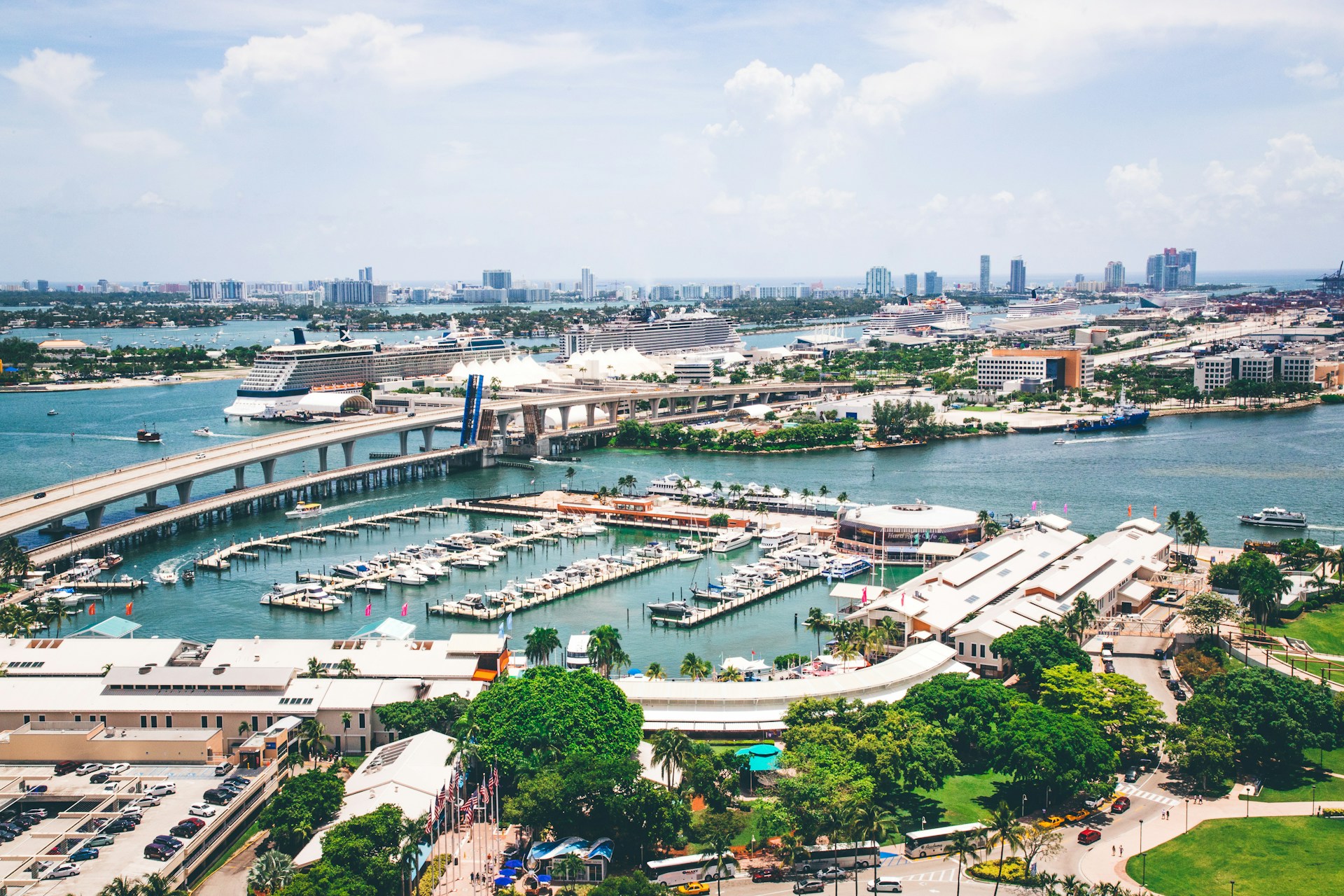 Majami-Dejd i Rockstar Games: 3,9 miliona za Vice City reklame na MIA i PortMiami
