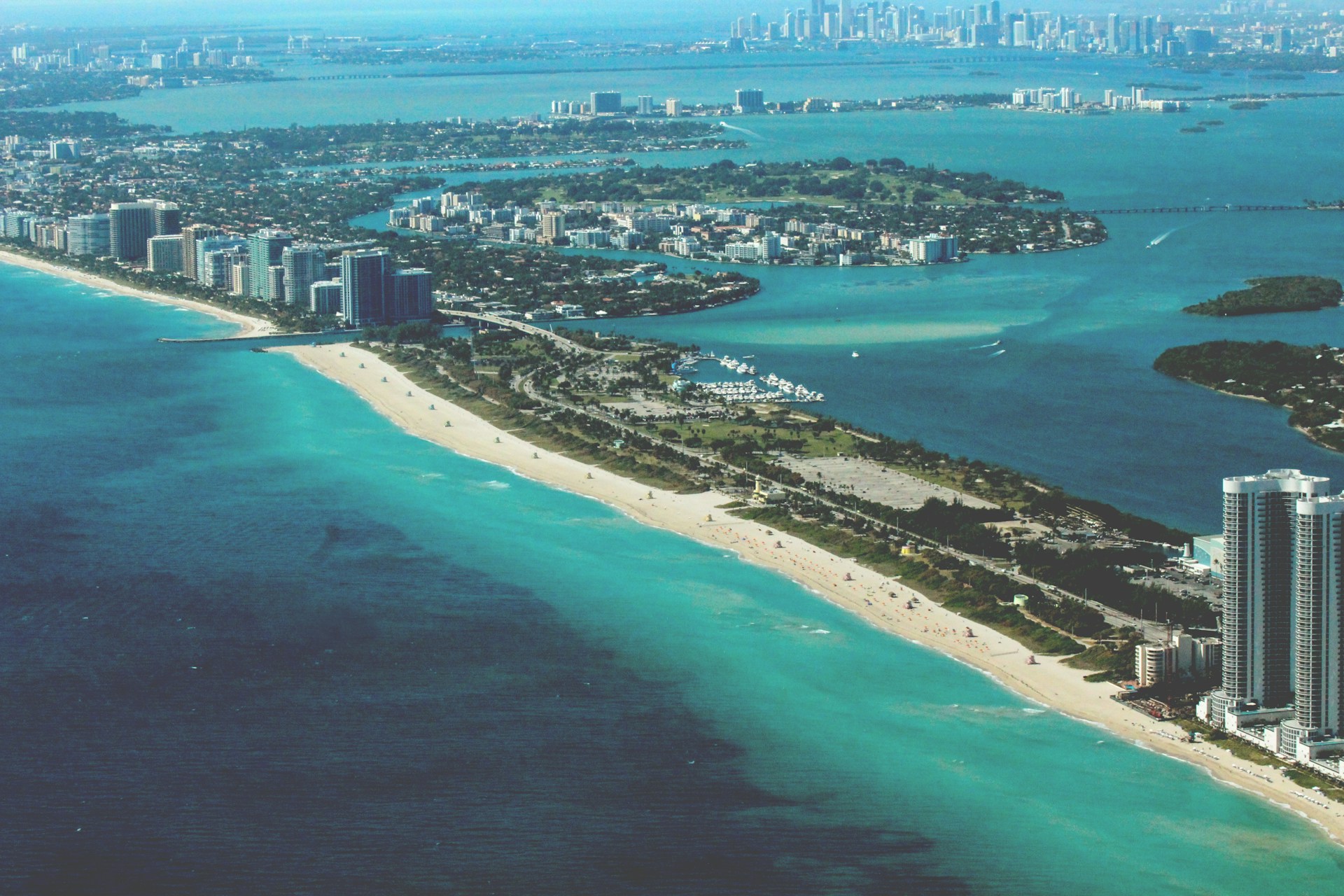 Ulica na Miami Beachu postaje pešačka zona sa radnjama i kafićima