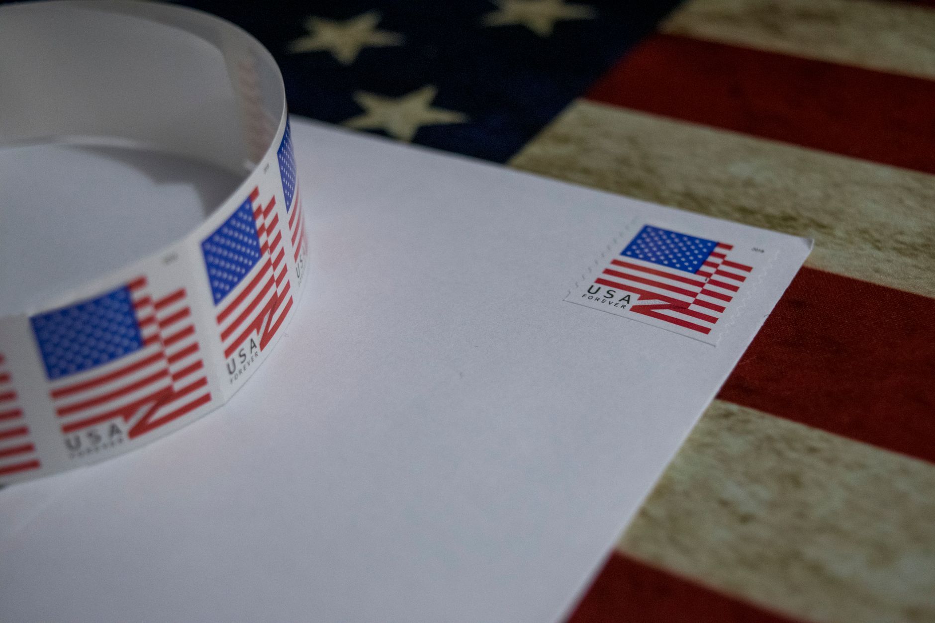 Tramp šalje ACA čekove od $500 za oko milion Amerikanaca