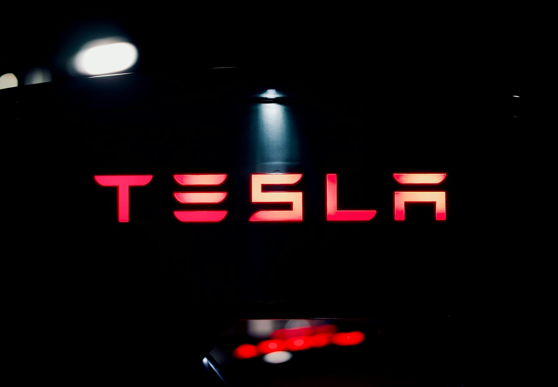 Tesla kod Ostina: distributivni centar od 50.000 m2 gotov do decembra 2028 - Balkan Truckers US
