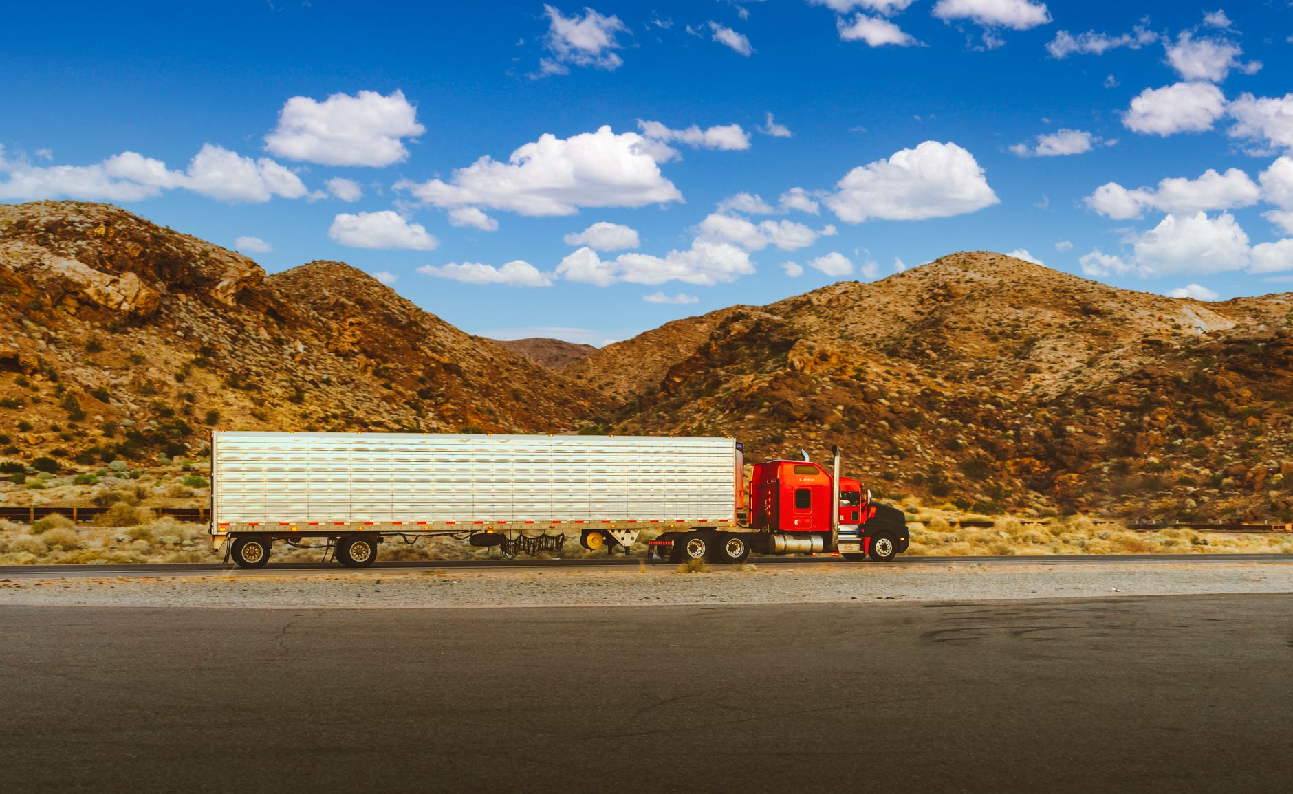 Novi zakon: Kazne za inscenirane sudare do 10 godina zatvora - Balkan Truckers US
