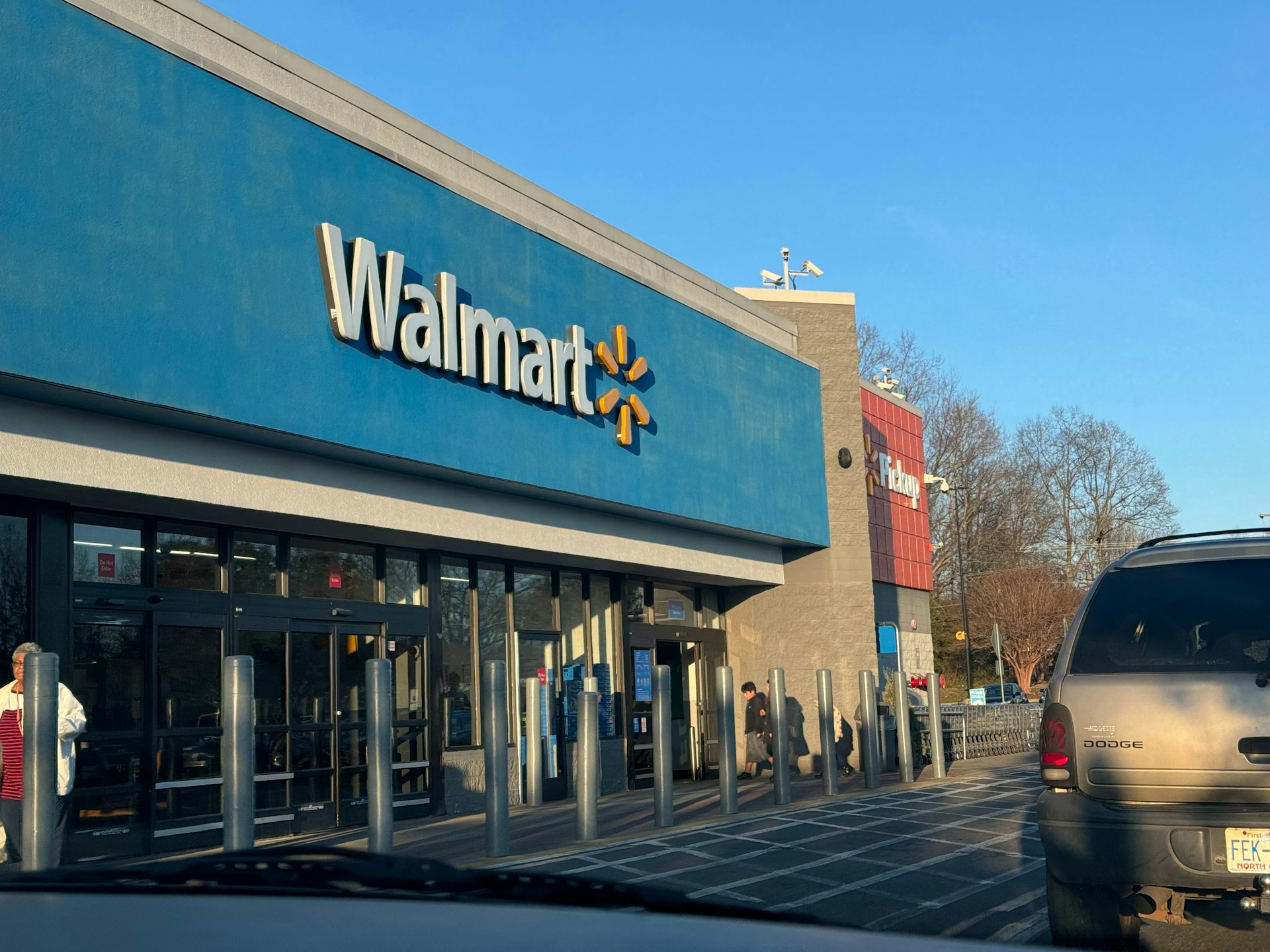 Walmart prodajom obveznica prikuplja oko 6,5 milijardi dolara - Balkan Truckers US